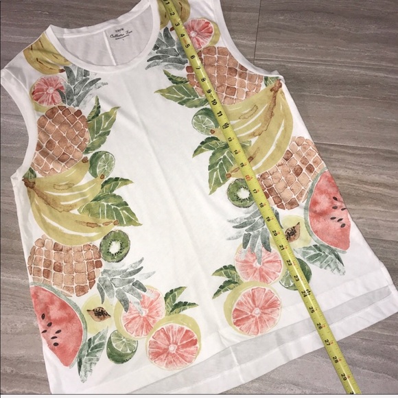 Sold-Crew Collector Sleeveless White Pineapple Tee - Picture 4 of 6